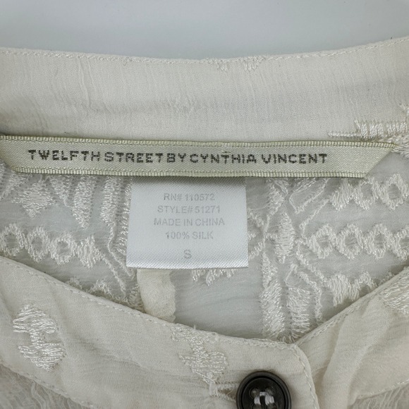 Twelfth Street by Cynthia Vincent 100% Silk Embroidered Batwing Blouse Sheer S - Picture 4 of 10